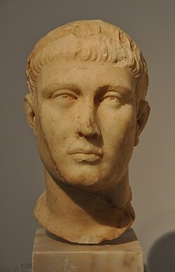 Busto de Teodosio I en Afrodisias, Turquía