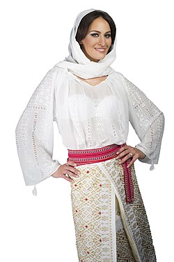 Mujer de Constanza en traje tradicional