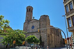 Fachada de la Iglesia de San Vicente de Sarriá.
