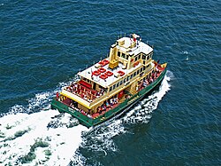 Ferry navegando por Sydney Cove