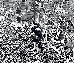 Bombardeo de la Estación del Norte de Valencia, realizado por aviones italianos en 1937