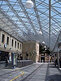 Interior del vestíbulo y zonas de acceso
