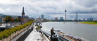 Vista panorámica de Düsseldorf y el río Rin
