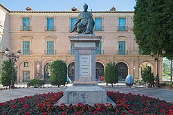 Monumento al Cardenal Belluga en Murcia