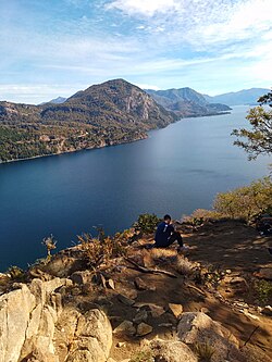 Lago Lácar visto desde el Mirador Bandurrias