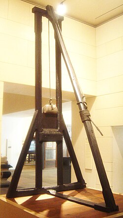 La guillotina escocesa conocida como Maiden en el Museo de Escocia