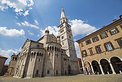Catedral de Módena y la Torre Cívica