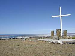 Fotografía del Monte Cristo en San Julián conmemorando la expedición