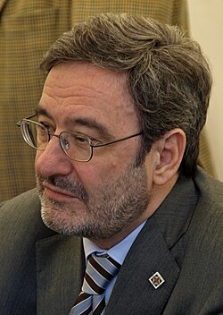 Narcís Serra, ministro de Defensa
