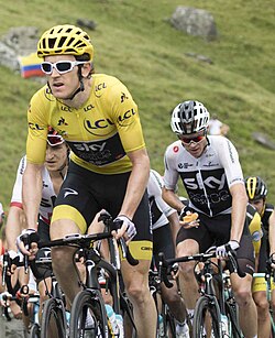 Geraint Thomas con el maillot amarillo en el Tour de Francia