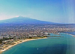 Catania al pie del Etna