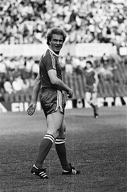 Rummenigge jugando con el Bayern de Múnich en 1982