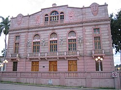 Fachada del Teatro Nacional Manuel Bonilla
