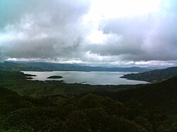 Vista panorámica de la Laguna de la Cocha