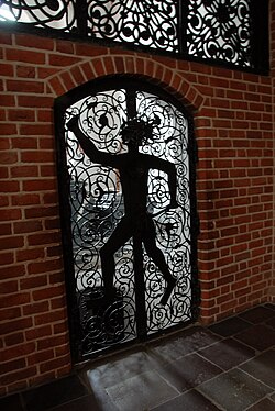 Un trol en la capilla de la torre norte