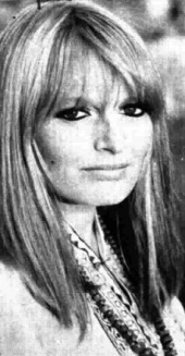 Retrato de Gabriella Ferri fechado en 1975
