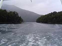 Unión entre el Lago Huechulafquen y el Lago Epulafquen