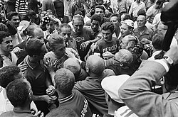 Jacques Anquetil y Raymond Poulidor durante el Tour de Francia de 1964
