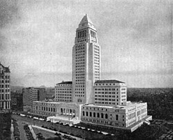 Fotografía histórica del Ayuntamiento de Los Ángeles tomada en 1931