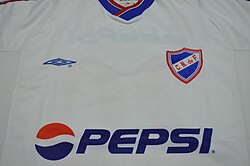 Pepsi patrocinando al Club Nacional de Football