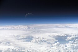 Atmósfera terrestre vista desde el espacio