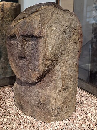 Busto procedente de San Esteban de Mesterika que muestra rasgos de la cultura celtibérica