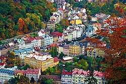 Karlovy Vary a vista de pájaro