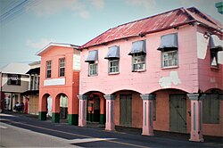 Ejemplo de arquitectura en arcos en Kingstown