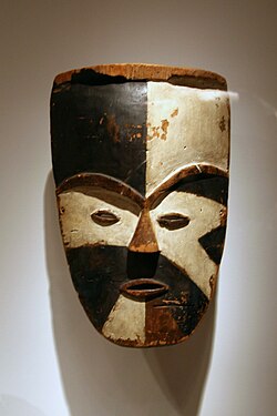 Máscara gabonesa tradicional