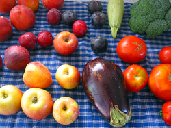 Ilustración que destaca el consumo de verduras y frutas en una alimentación saludable.