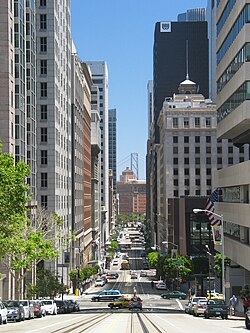 Calle California en el Distrito Financiero