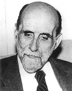 Retrato y datos biográficos de Juan Ramón Jiménez