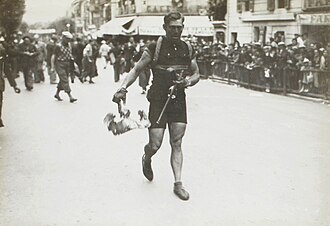 Éloi Meulenberg compitiendo en el Tour de Francia de 1936