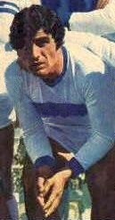 Delio Onnis vistiendo la camiseta del Mónaco