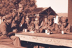 Soldados españoles en los años cuarenta