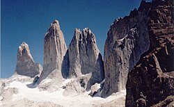 Paisaje montañoso del Parque Nacional Torres del Paine