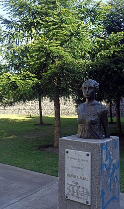 Busto de Manuela Sáenz en Buenos Aires