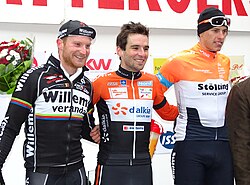 Podio de la edición de 2015 de la prueba con los ciclistas Joeri Calleeuw, Baptiste Planckaert y Nils Politt