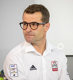 Fotografía de perfil y detalles de la carrera deportiva de Andrej Hauptman