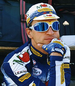 Michele Bartoli compitiendo en el año 1997