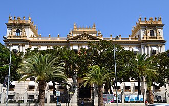 Ejemplo de sede de una diputación provincial, situada en Alicante.