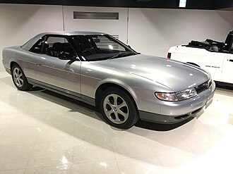 Mazda Eunos Cosmo, primer automóvil de producción con GPS incorporado