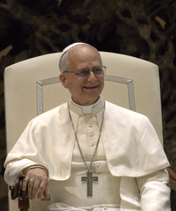 Retrato e imagen representativa del papa León XIV