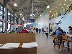 Interior de la terminal