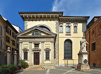 Vista general de la fachada o dependencias de la Biblioteca Ambrosiana