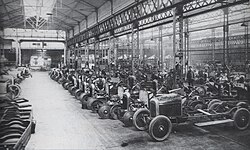 Línea de ensamblaje de Citroën en 1918