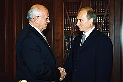 Gorbachov y Putin en 2001