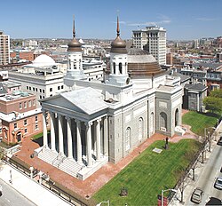 Fotografía exterior de la Basílica de Baltimore