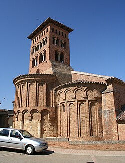Iglesia de San Tirso en estilo mudéjar en Sahagún
