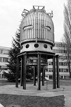 Gran Cámara de Burbujas Europea (BEBC), un detector histórico utilizado en el CERN.